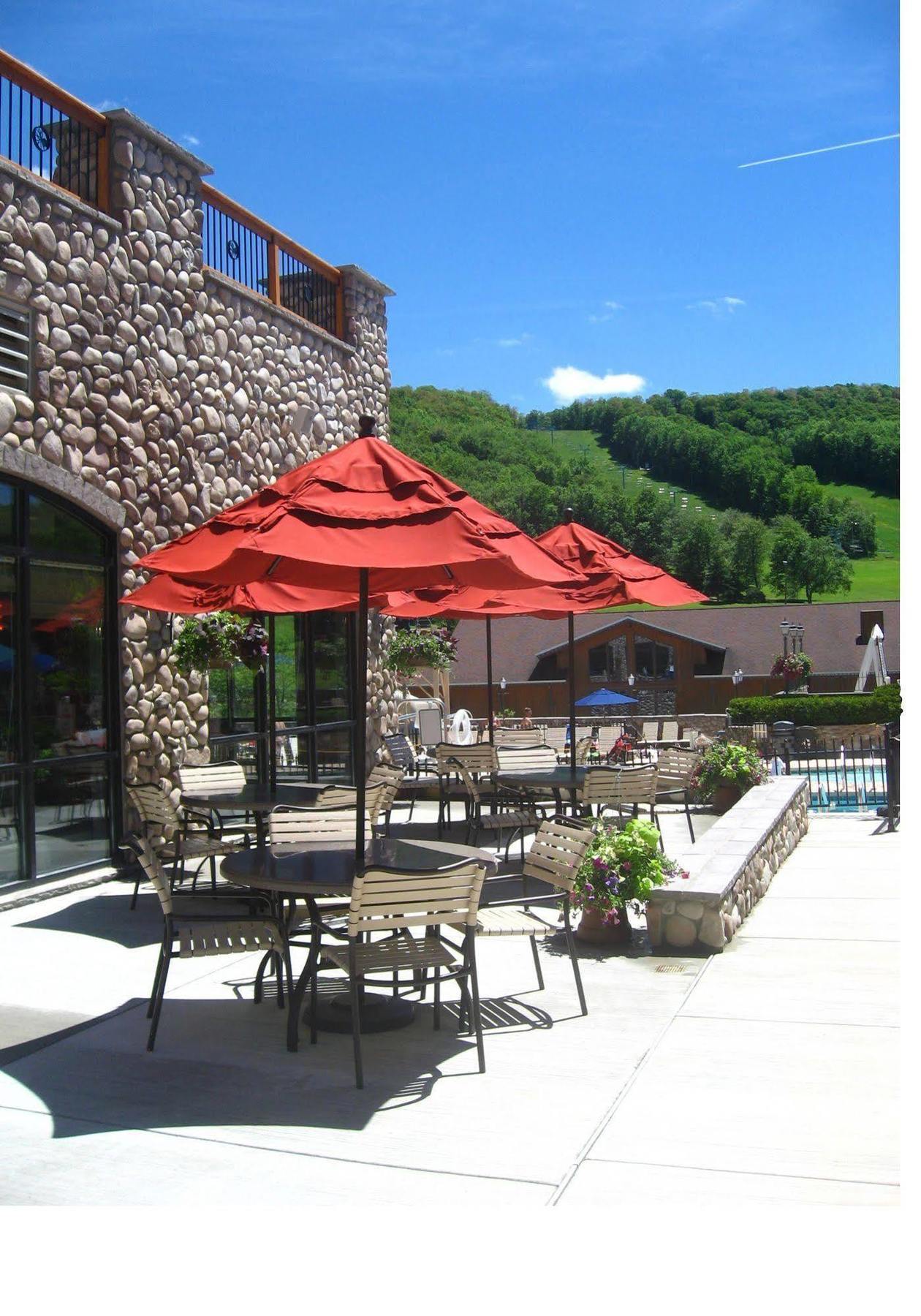 Hotel The Tamarack Ellicottville Exterior foto