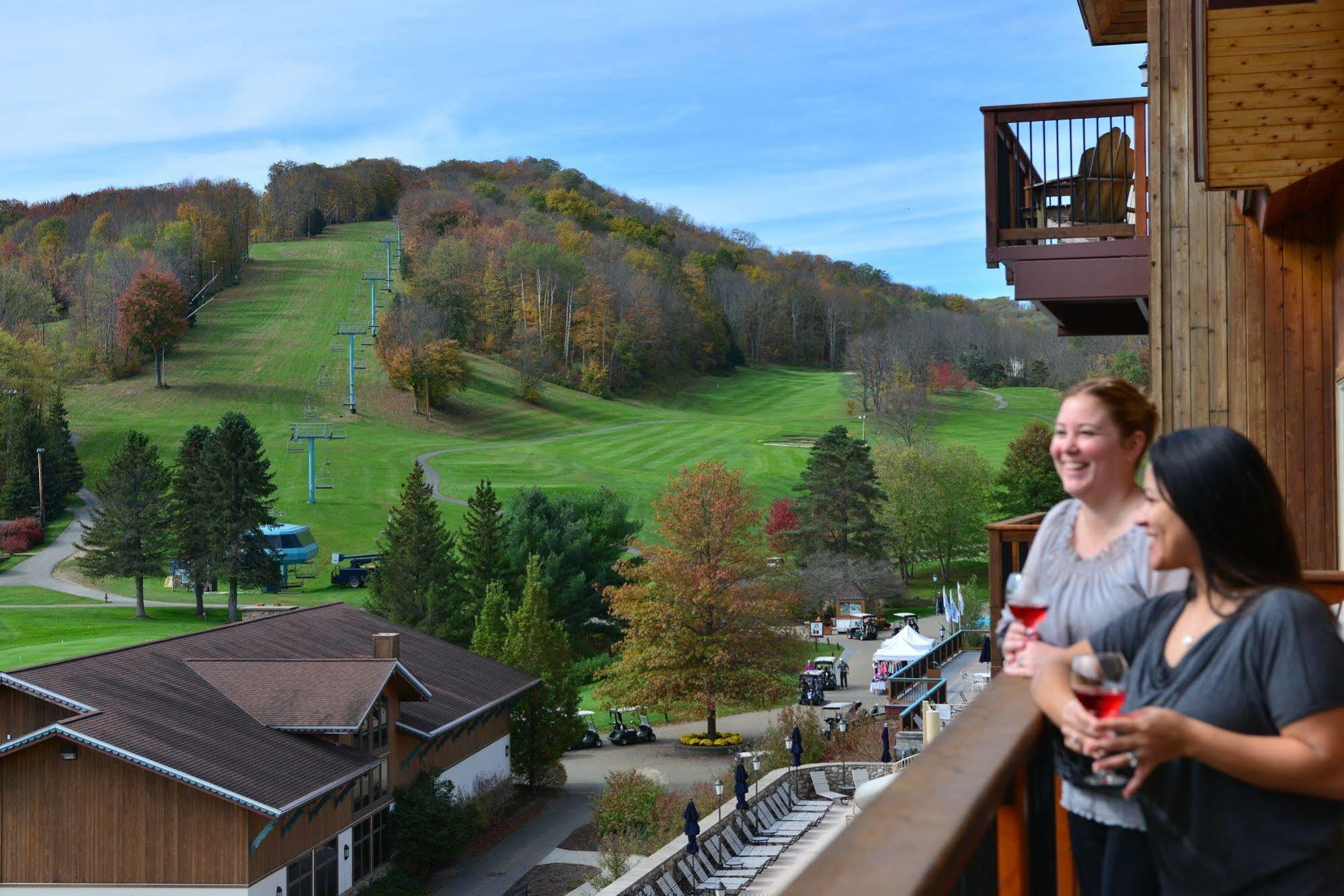 Hotel The Tamarack Ellicottville Exterior foto